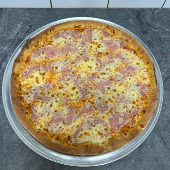 5. Šunková - rajčatová omáčka, mozzarella, šunka, oregano (1, 7) - foto č. 5